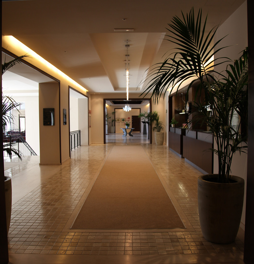 洲际拉托高尔夫度假村(Intercontinental La Torre Golf Resort and Spa)_small_1large_reception_lobby.jpg