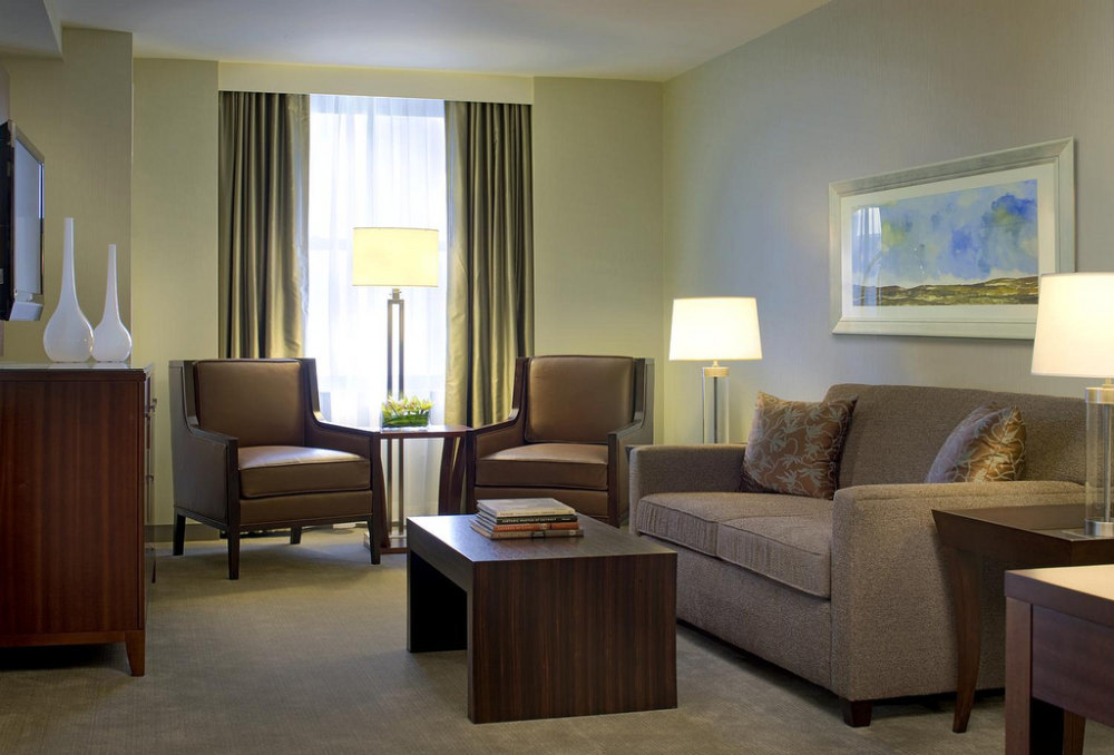 美国底特律下城威斯汀酒店-The Westin Book Cadillac Detroit_The Westin Book Cadillac Detroit—Deluxe Suite.jpg