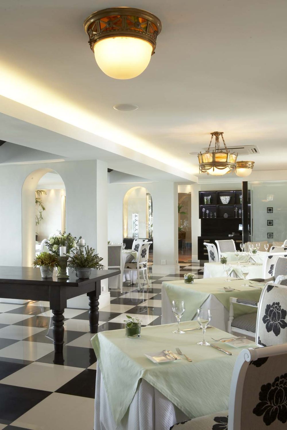 The Marine/南非赫曼纳斯hermanus_marine_14.jpg
