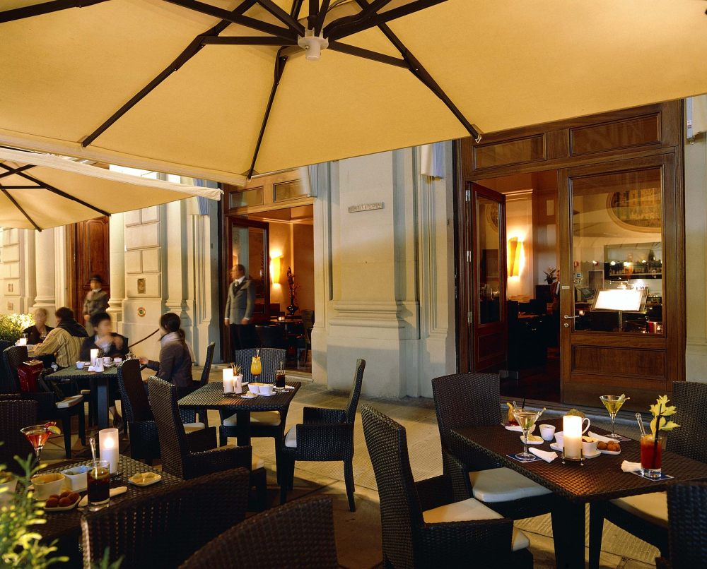 Savoy酒店，佛罗伦萨 -托斯卡纳_2005_11_04_RFH_LIncontro_Bar_Restaurant_aperitif.jpg