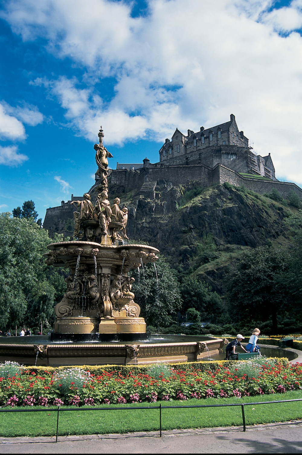 巴尔莫勒尔堡酒店-爱丁堡(The Balmoral hotel , Edinburgh)_bal_0604PrincesStGardens.jpg