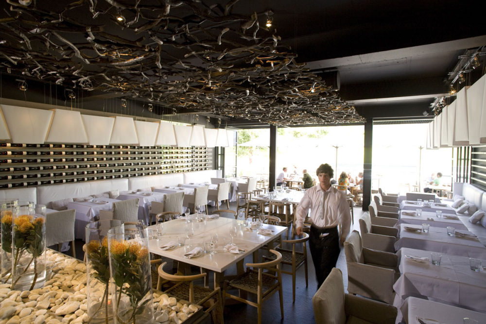 Steenberg hotel / 开普敦,南非_Dinning-area-bistro-sixteen82.jpg
