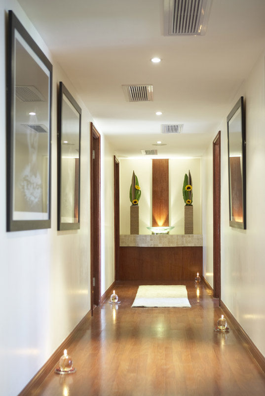 Steenberg hotel / 开普敦,南非_SBG-Spa-Paasage.jpg