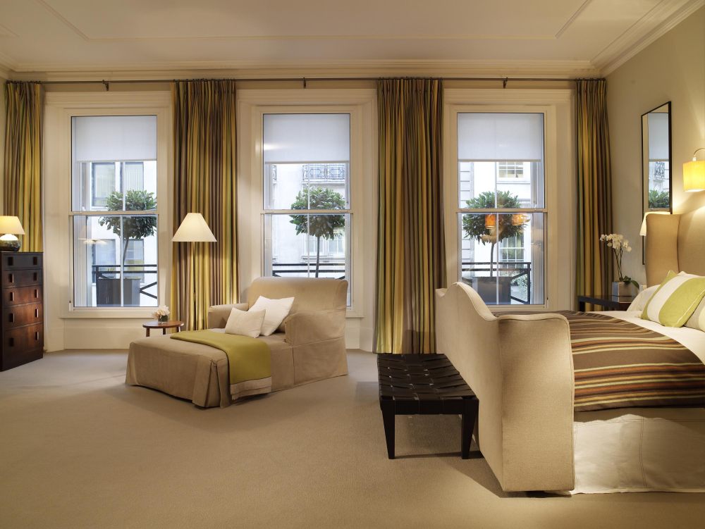 Rocco Forte Brown's Hotel - 伦敦_01-06-2009_20090601_rf_Hellenic Suite Bedroom.JPG
