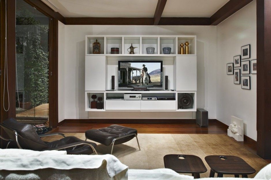 花园洋房，一位老装修现代当代生活空间设计_The-Garden-House-TV-Room-Interior-Design.jpg