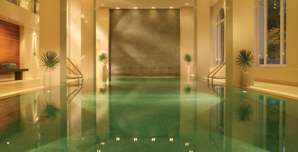 Villa Kennedy -法兰克福_20090120_RF_Villa Kennedy - Villa Spa Pool AH 300dpi Oct 08.jpg