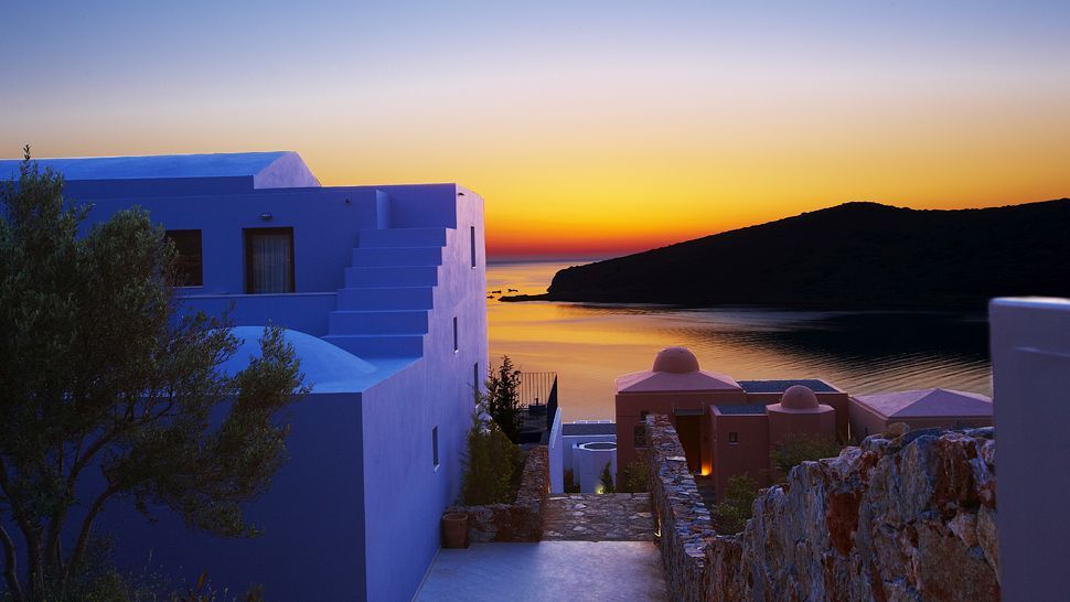 Domes of Elounda/克利特岛，希腊_006341-01-resort-at-sunset.jpg