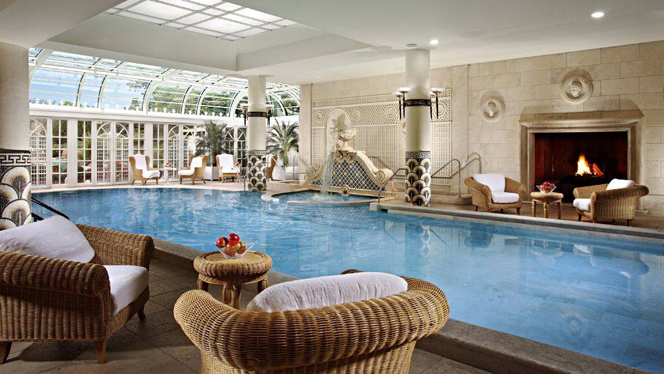 罗马卡瓦列利华尔道夫酒店 Rome Cavalieri Waldorf Astoria_003425-14-indoor-swimming-pool.jpg