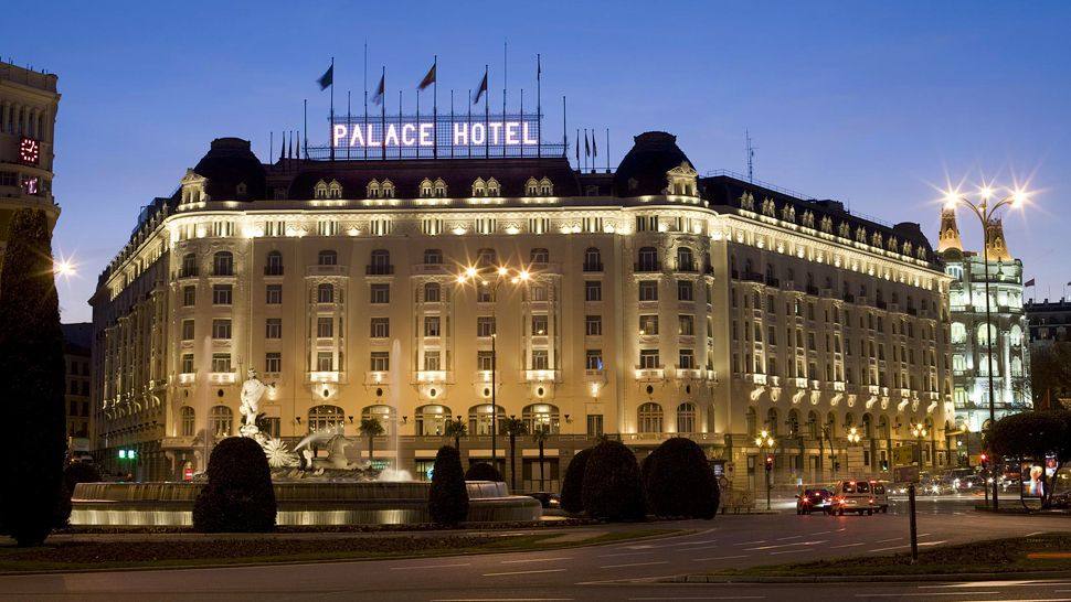 Rockwell Group -马德里威斯汀皇宫酒店 The Westin Palace Madrid_002938-06-hotel-exterior-night.jpg