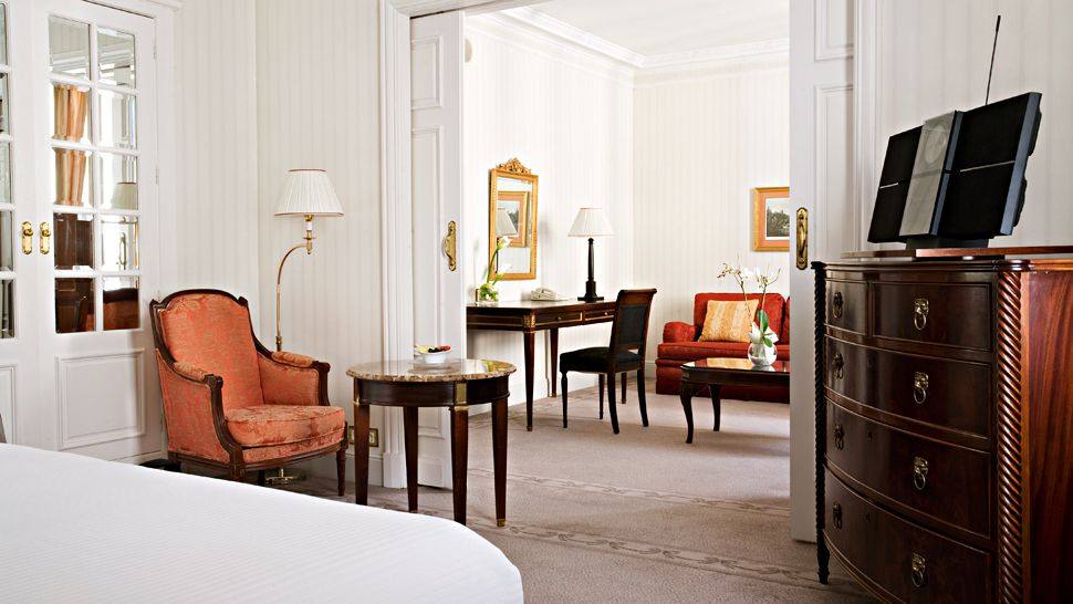 Rockwell Group -马德里威斯汀皇宫酒店 The Westin Palace Madrid_002938-11-bedroom-suite.jpg