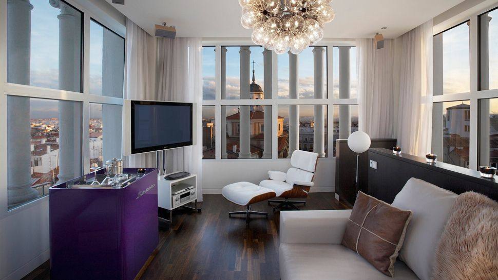 米马德里雷纳维多利亚酒店_005295-02-Tower_Suite_Living_Room.jpg