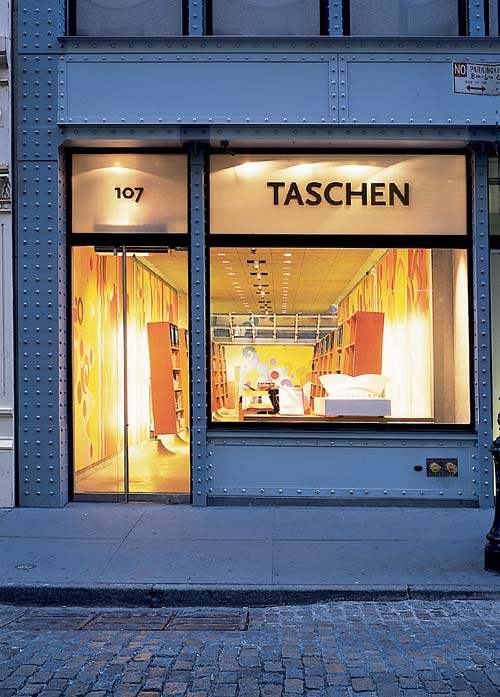 Taschen书店_Taschen书店-01.jpg