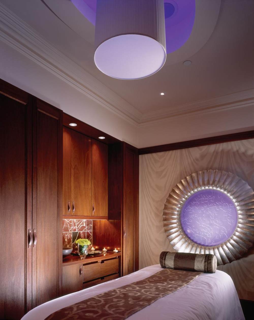 伦敦圣瑞吉斯   The Lanesborough, a St. Regis Hotel(官方免费大图）_The Lanesborough, a St. Regis Hotel—Spa Studio Treatment Room.jpg