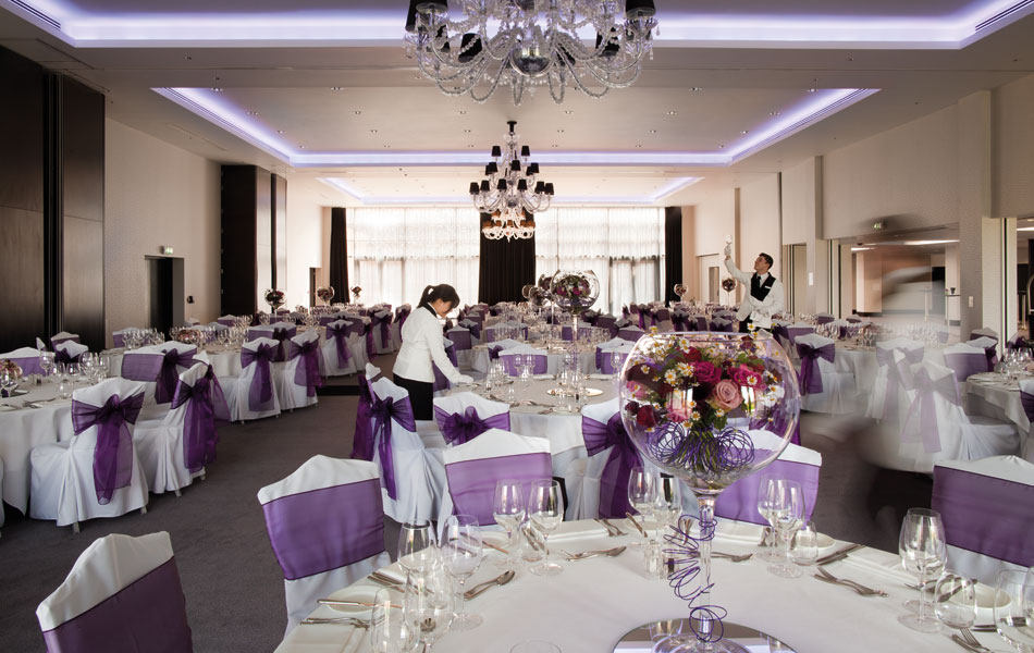 伦敦西昂公园华尔道夫酒店 London Syon Park Waldorf Astoria_Ballroom_WeddingReception_HR4.jpg