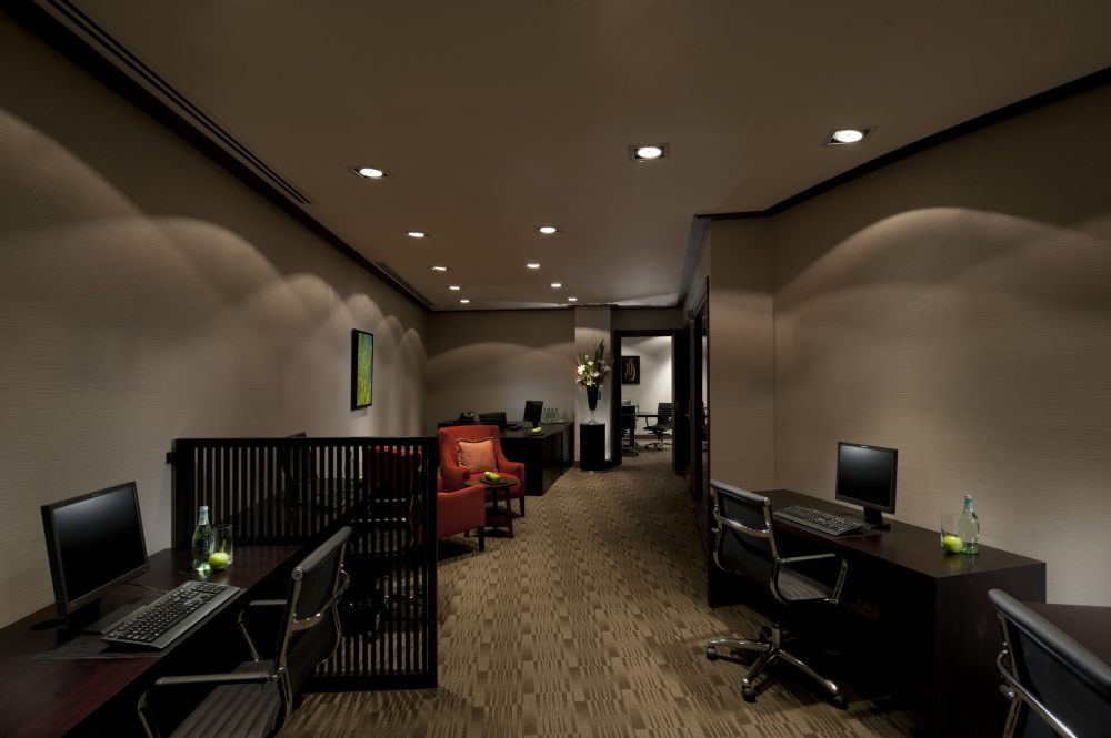BusinessCentre_HR_眸目压缩.jpg