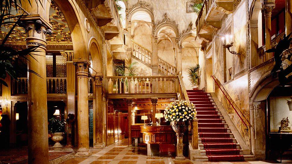 达涅利Hotel Danieli/意大利威尼斯_002965-02-lobby-stairs.jpg