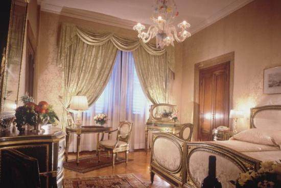 达涅利Hotel Danieli/意大利威尼斯_HotelDanieli-LagoonViewDouble-PalazzoDandolo_lg.jpg