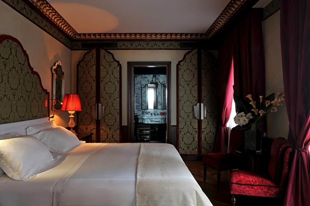 Hotel Danieli, Venice—Lagoon View Suite Bedroom.jpg