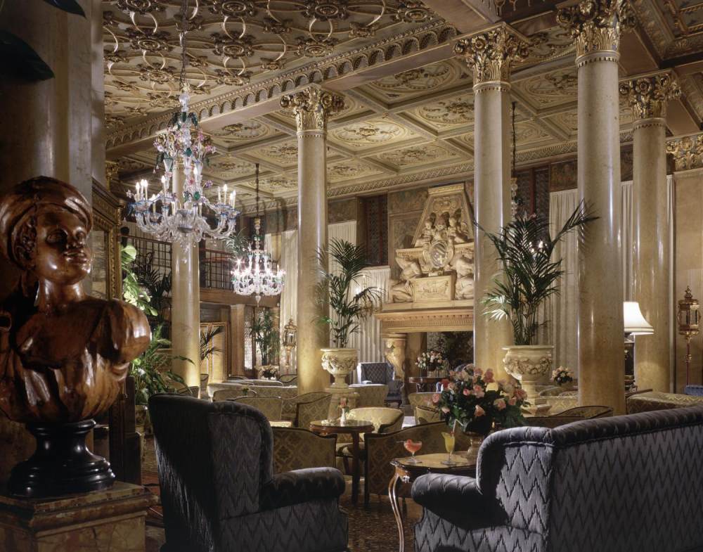 Hotel Danieli, Venice—Palazzo Dandolo - Lounge.jpg