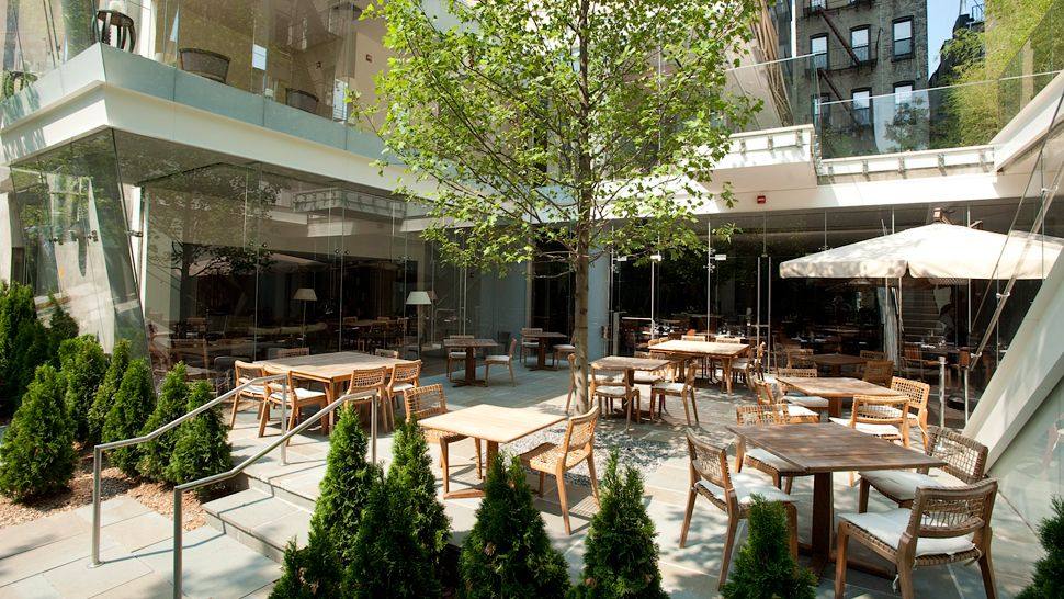 纽约库珀广场酒店Cooper Square Hotel, New York_007451-03-outdoor-patio.jpg