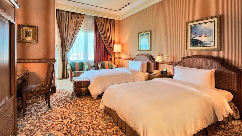 文莱帝国酒店(The Empire Hotel & Country Club)_004531-12-bedroom-double-beds.jpg
