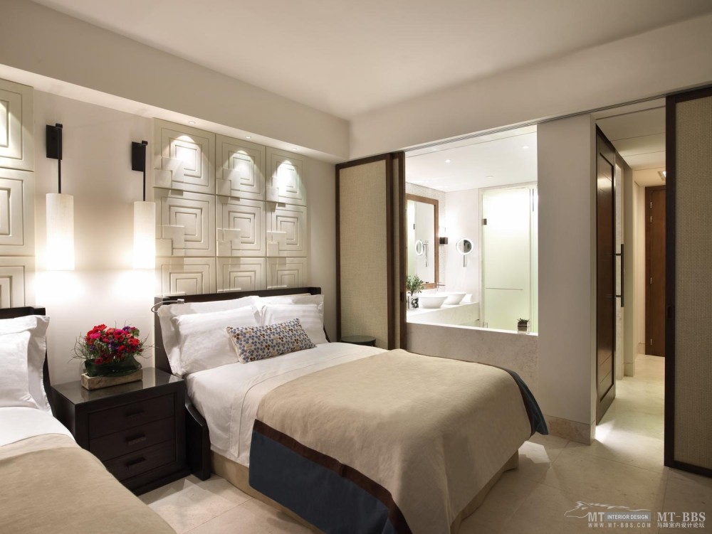 全球豪华精选至尊酒店合集The Luxury Collection(已补齐)_3)The Romanos, Costa Navarino—Premium Room - Bedroom 拍攝者 Luxury Collection H.jpg