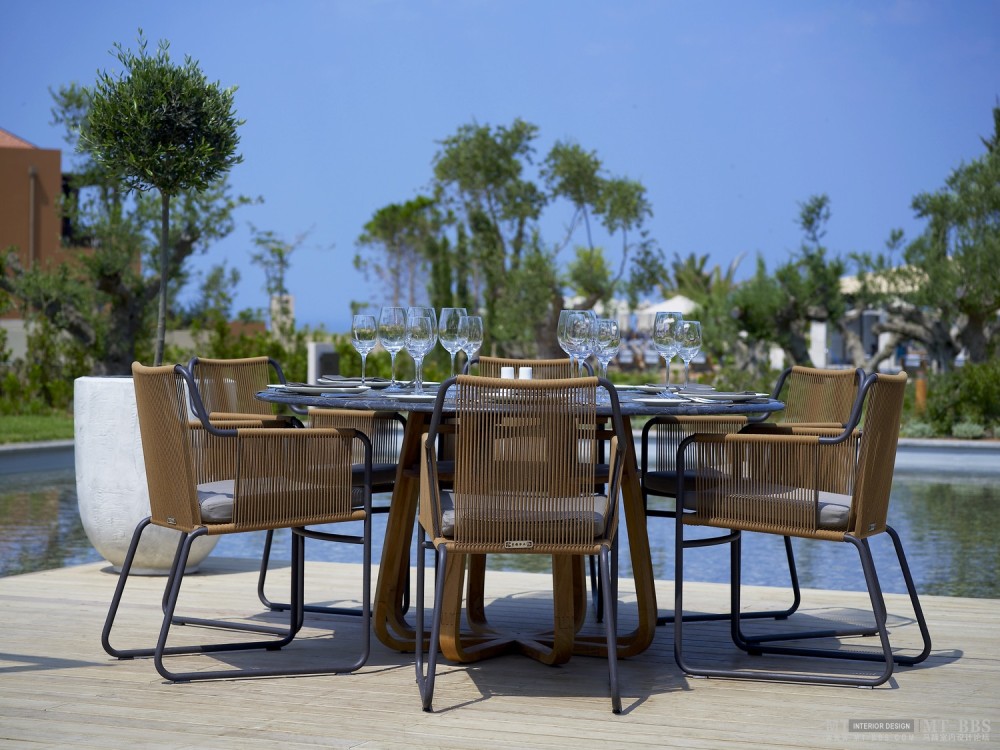 全球豪华精选至尊酒店合集The Luxury Collection(已补齐)_29)The Romanos, Costa Navarino—Pero Restaurant - outdoor lunch 拍攝者 Luxury Co.jpg