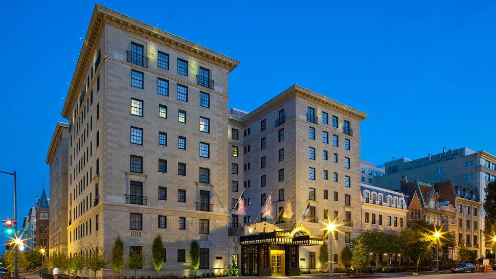 杰弗逊大酒店/华盛顿DC_000524-01-hotel-exterior-dusk.jpg