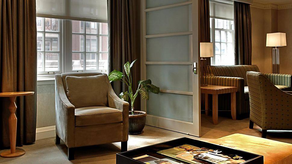 多伦多Windsor Arms 酒店_000274-06-guestroom.jpg