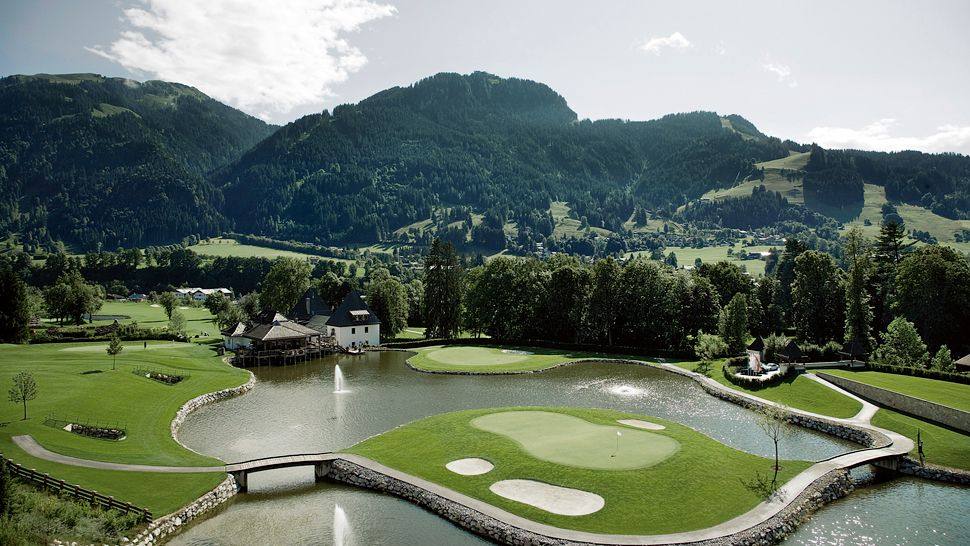 A - ROSA基茨比厄尔温泉度假村/奥地利,基茨比厄尔_005203-06-exterior-golf-mountains.jpg