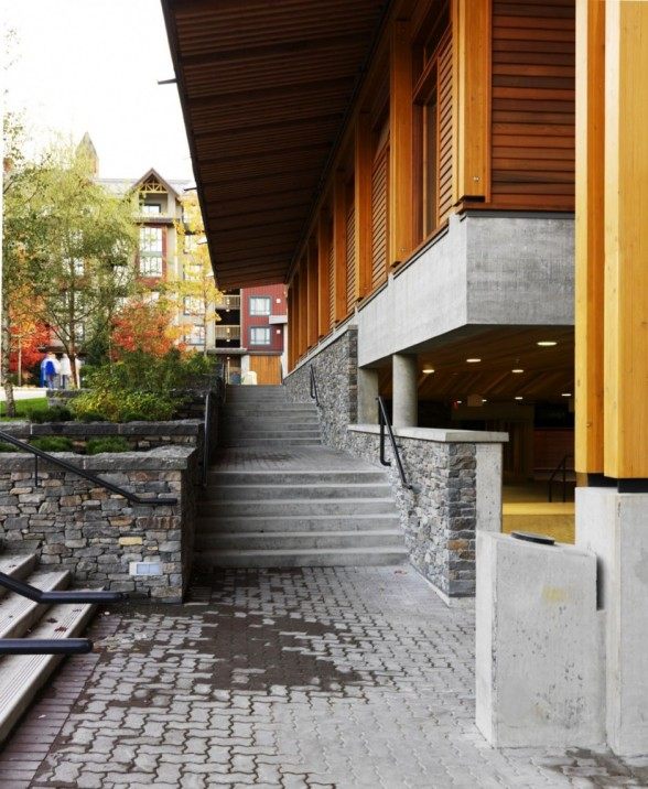 加拿大惠斯勒公共图书馆_Whistler-Public-Library-Staircase-Architecture-Design-588x716.jpg