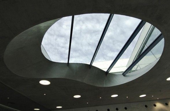 意大利BGP办公楼_The-Blaas-General-Partnership-Glass-Roof-Design1-588x387.jpg