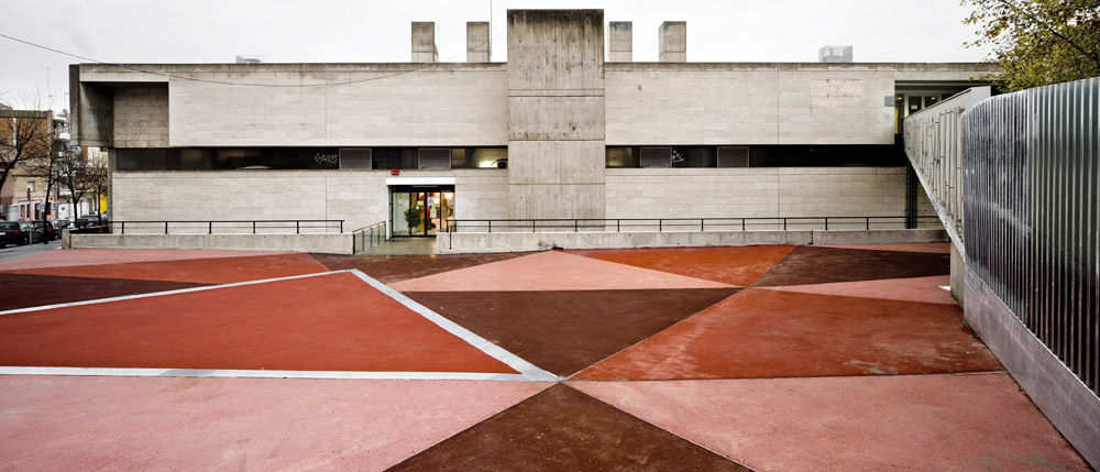 西班牙巴达洛纳“几何”广场_05-Mercat-de-la-Salut-Square-by-VORA-Arquitectura.jpg