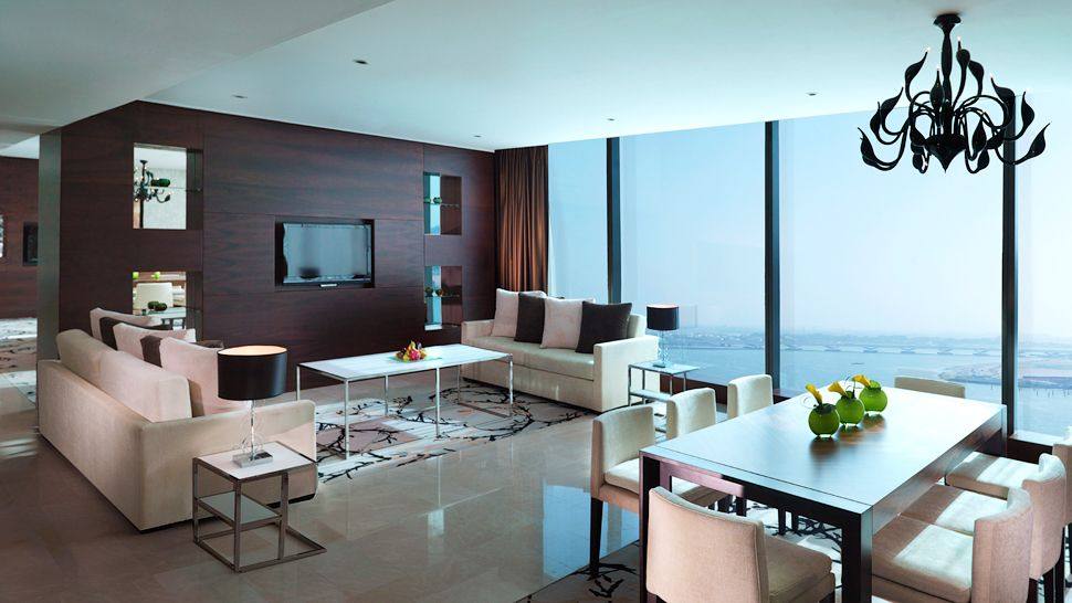 阿布扎比费尔蒙酒店Fairmont Bab Al Bahr, Abu Dhabi_006356-08-guestroom.jpg