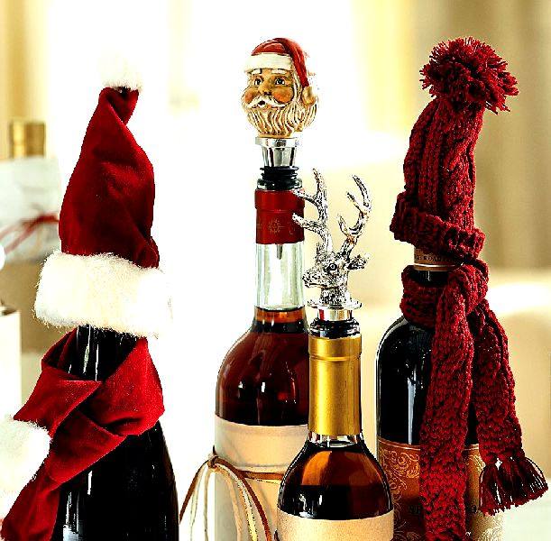 诞餐桌设计装饰_chistmas-Wine-Bottle-decorating.jpg