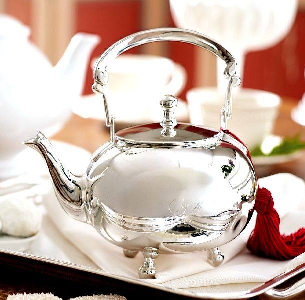 诞餐桌设计装饰_christmas-Silver-Plated-Engravable-Teapot-party.jpg