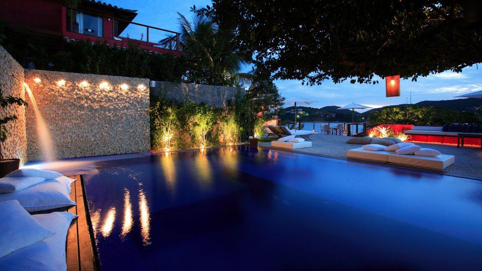 Insólito精品酒店_006235-04-exterior-outdoor-pool-night.jpg