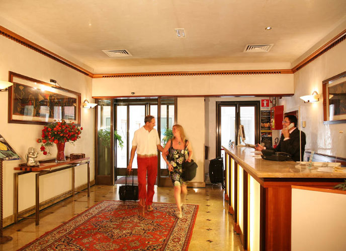 天使酒店(Hotel All'Angelo)/意大利威尼斯_hotel-all-angelo-venice-01(2).jpg