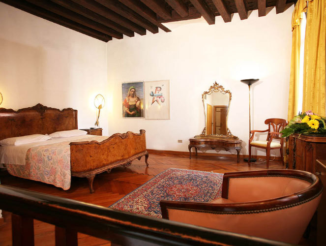 天使酒店(Hotel All'Angelo)/意大利威尼斯_hotel-all-angelo-venice-01.jpg