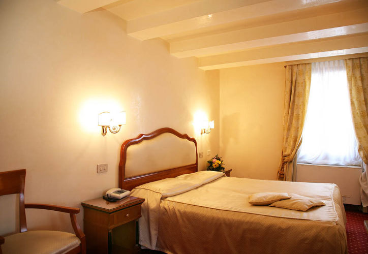 天使酒店(Hotel All'Angelo)/意大利威尼斯_hotel-all-angelo-venice-04.jpg
