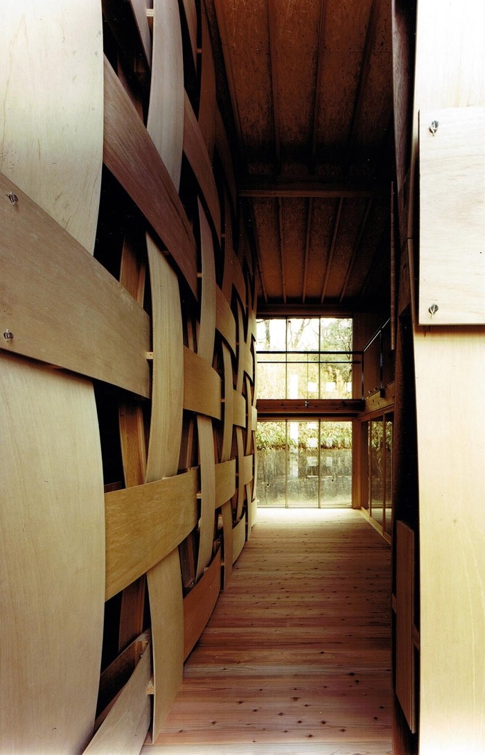 Wood Block House / Tadashi Yoshimura Architects__m_gw_yqnvZxsIrrq9KAC-7TKGEAI1GW3aW21giMzLfEUyBvpUAmbAqO9AMeu_kteObrWQcm5tYkDACQ.jpg
