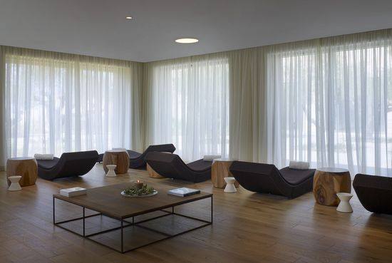 The Romanos/希腊,伯罗奔尼撒,麦西尼亚,科斯塔纳瓦里诺_AnazoeSpa-RelaxationLounge_lg.jpg
