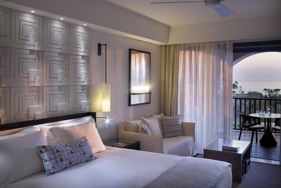 The Romanos/希腊,伯罗奔尼撒,麦西尼亚,科斯塔纳瓦里诺_DeluxeSeaResortRoom_lg.jpg