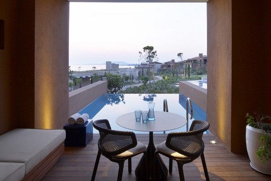 The Romanos/希腊,伯罗奔尼撒,麦西尼亚,科斯塔纳瓦里诺_InfinityRoom2_lg.jpg