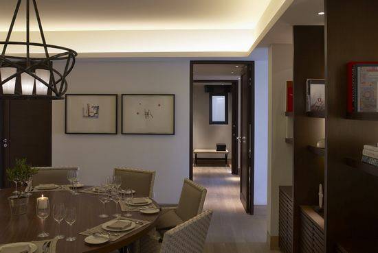The Romanos/希腊,伯罗奔尼撒,麦西尼亚,科斯塔纳瓦里诺_VillasIthomiSapientzaDiningRoom2_lg.jpg
