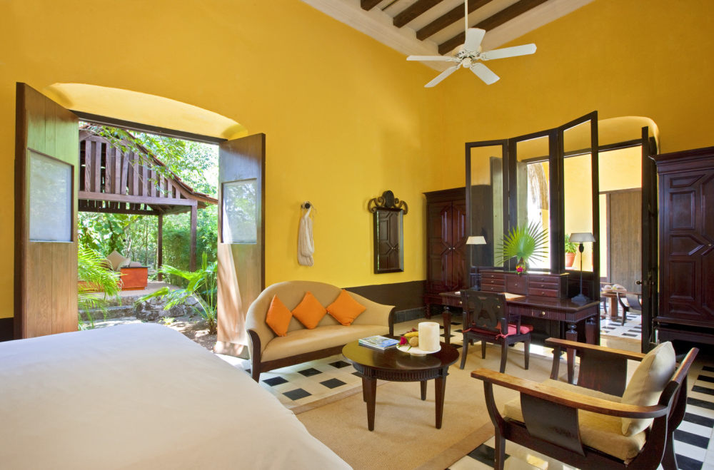 墨西哥坎佩切Hacienda Uayamon_3)Hacienda Uayamon—Colonial Deluxe Suite 拍攝者 Luxury Collection Hotels and Re.jpg