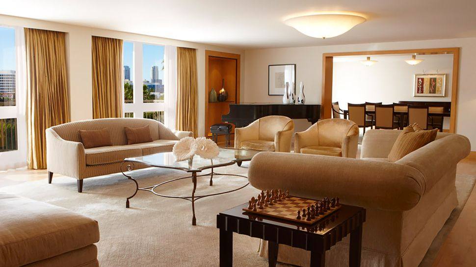 比佛利山莱佛士酒店L'Ermitage Beverly Hills_001186-01-presidential-suite-living-city-view.jpg