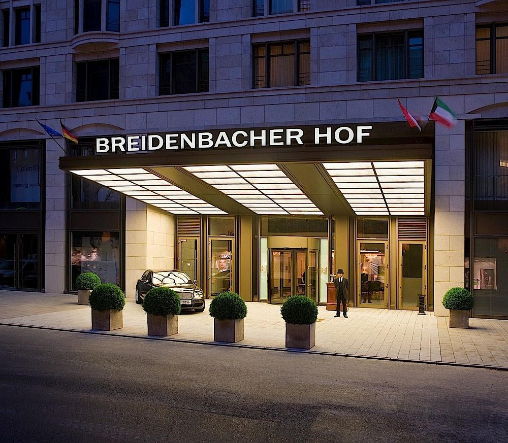 卡佩拉Breidenbacher Hof Capella Luxury Hotel In Germany 德国杜塞尔多夫_BBH_Exterior_07.jpg