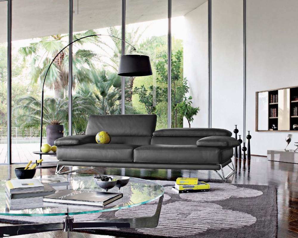 Roche Bobois_catalogue0109.jpg