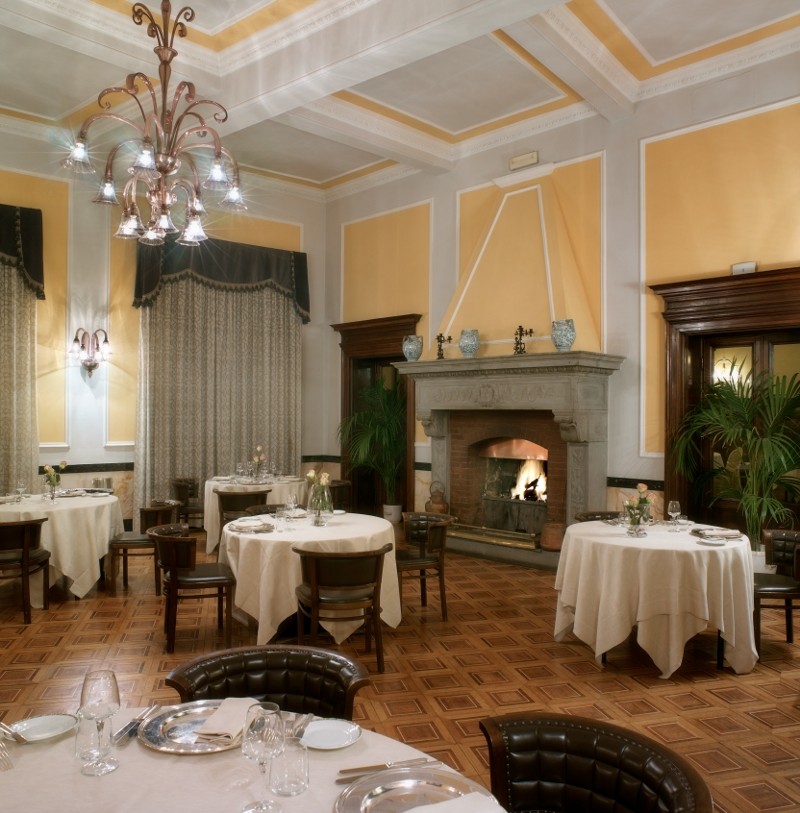 意大利,佩鲁贾,Brufani Palace 酒店_ristorante dettaglio.jpg